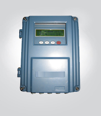 Wall mount ultrasonic flow meter